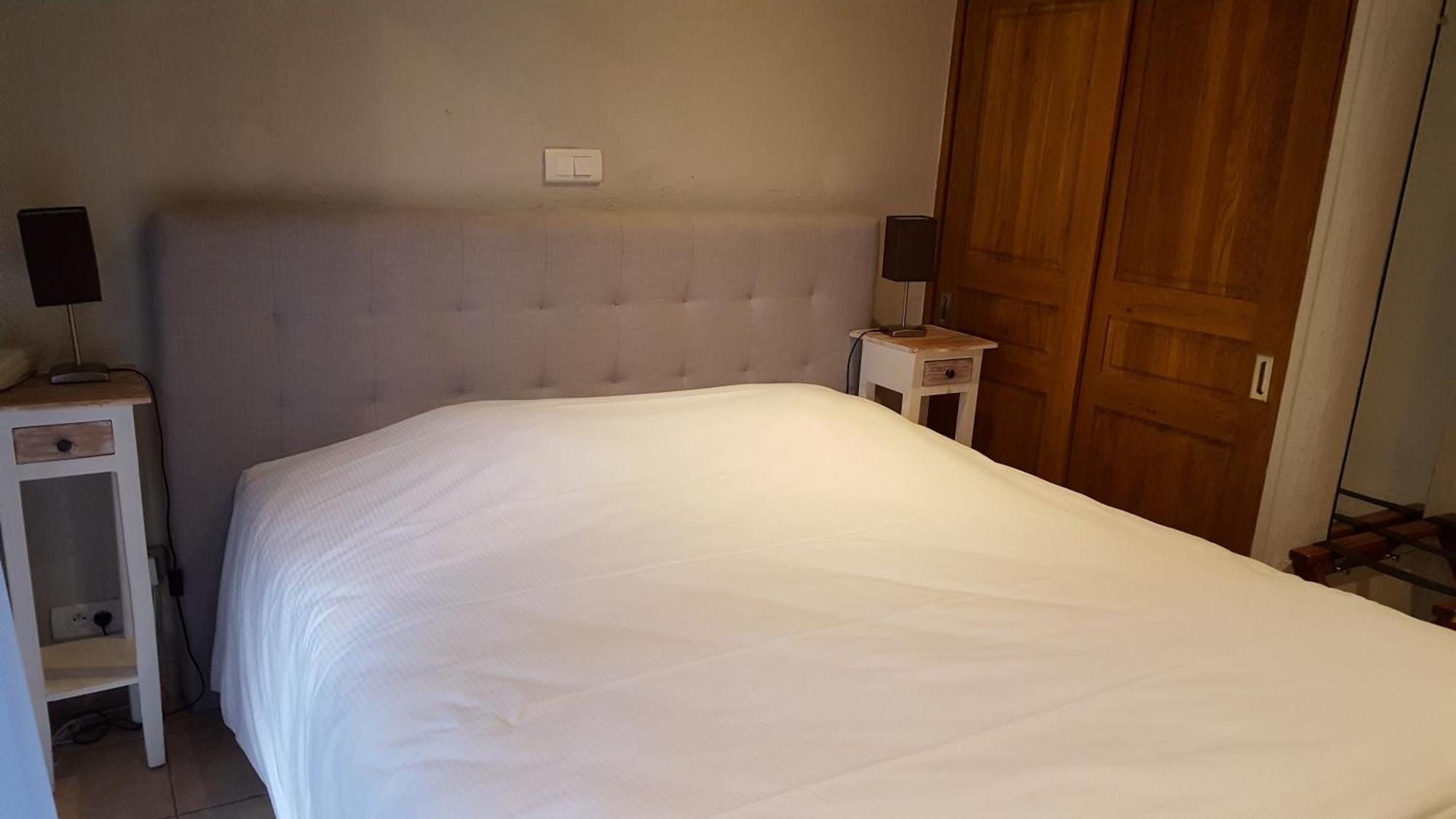 Logis Hotel - Restaurant Residence Les Cedres Villeneuve-lès-Avignon 외부 사진