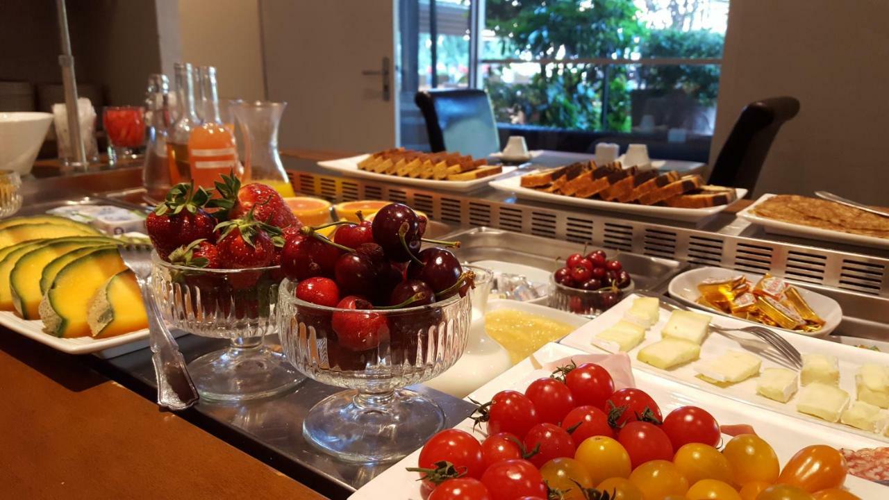 Logis Hotel - Restaurant Residence Les Cedres Villeneuve-lès-Avignon 외부 사진