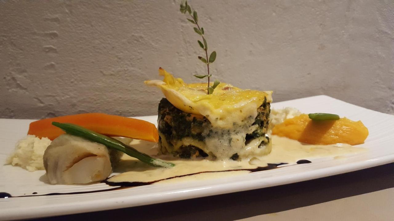 Logis Hotel - Restaurant Residence Les Cedres Villeneuve-lès-Avignon 외부 사진